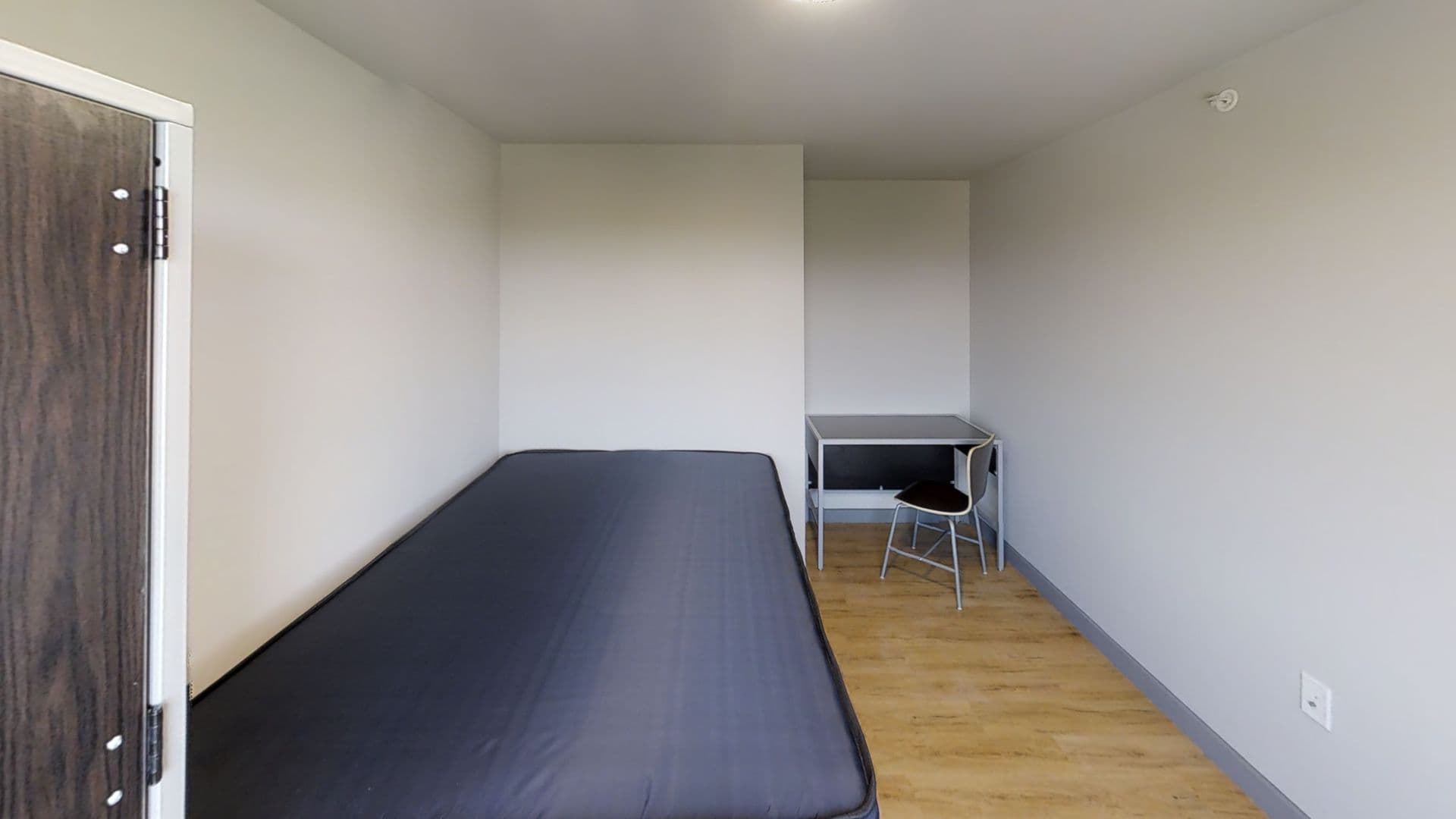Champaign Apartment: 615 S Wright