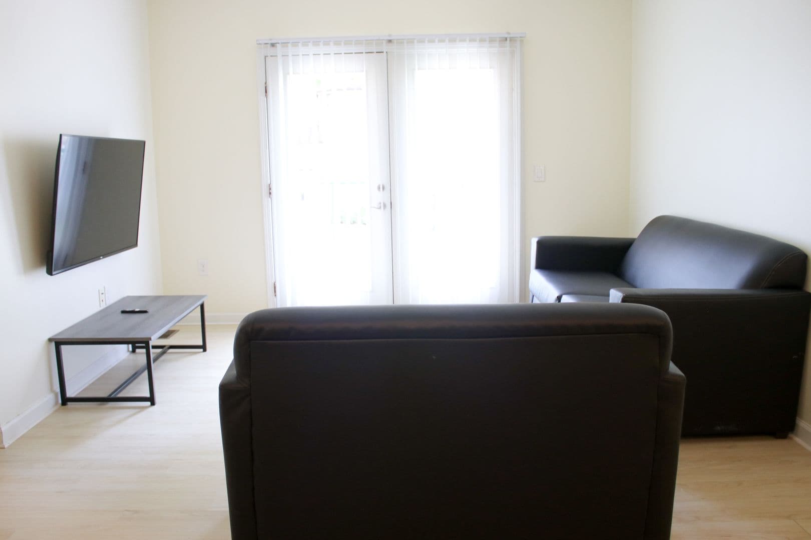 Champaign Apartment: 606 E Stoughton
