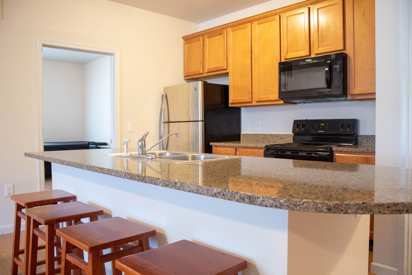 Champaign Apartment: 606 E Stoughton