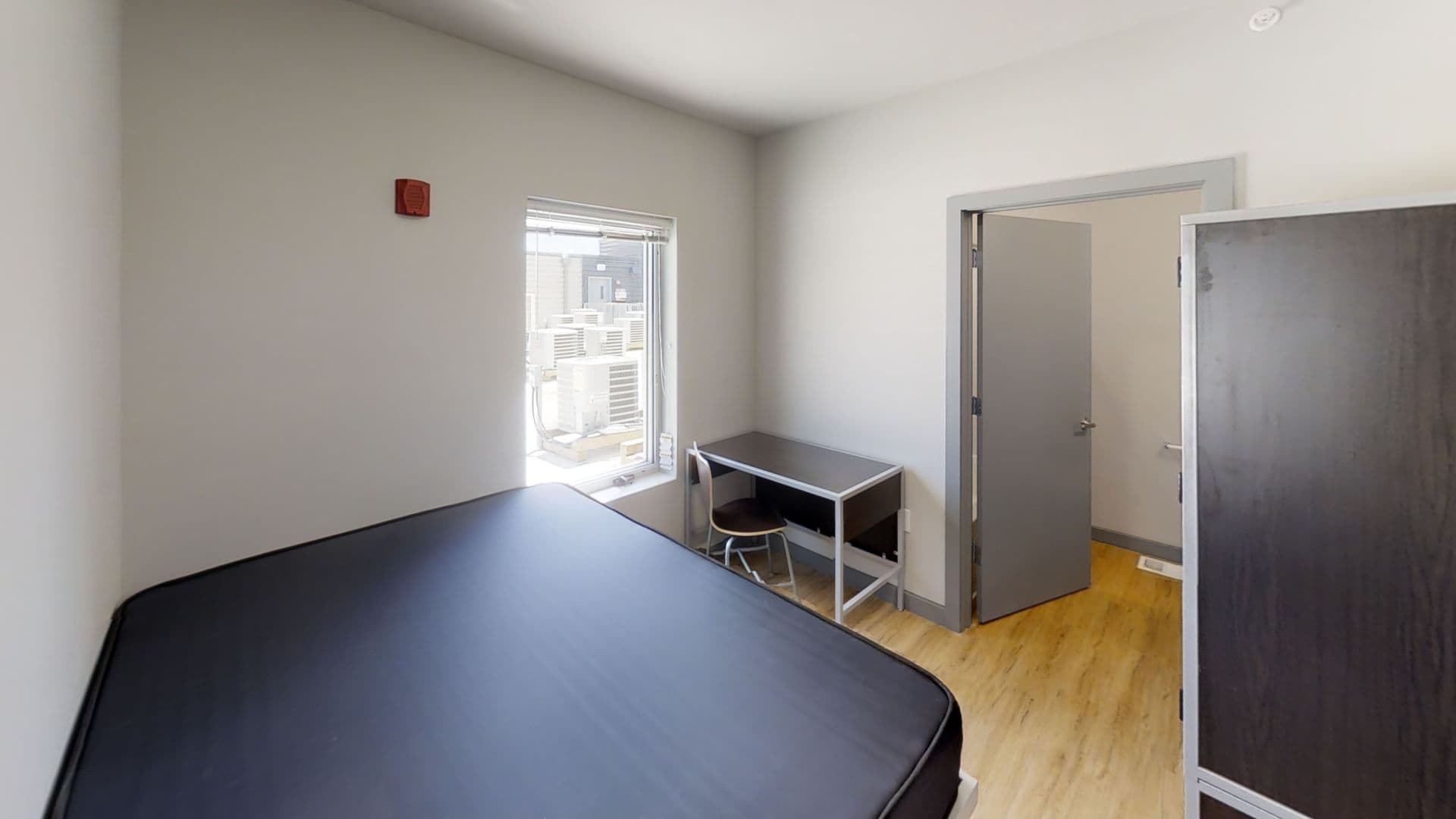 Champaign Apartment: 615 S Wright