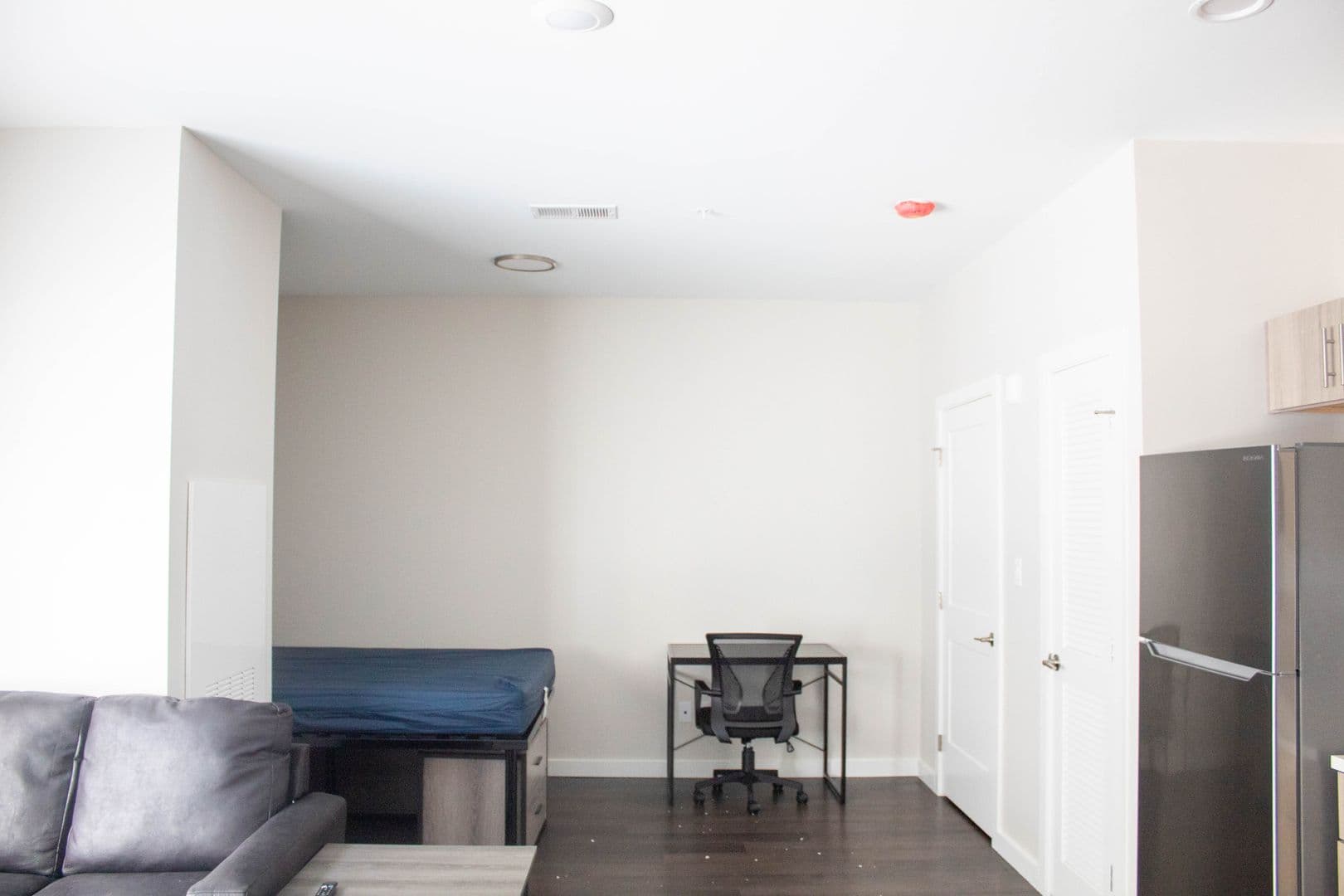 Champaign Apartment: 503 E Stoughton Street