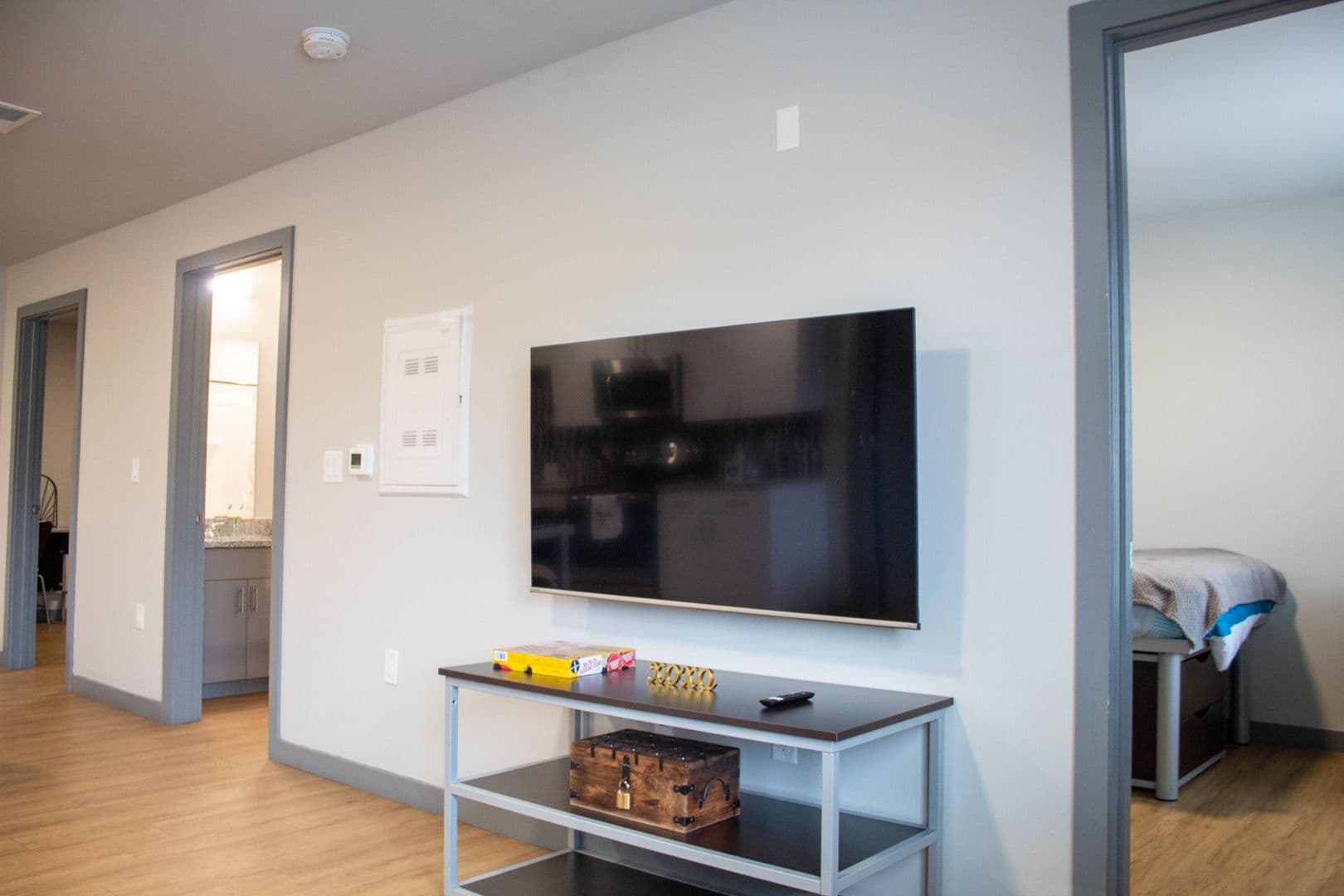 Champaign Apartment: 615 S Wright