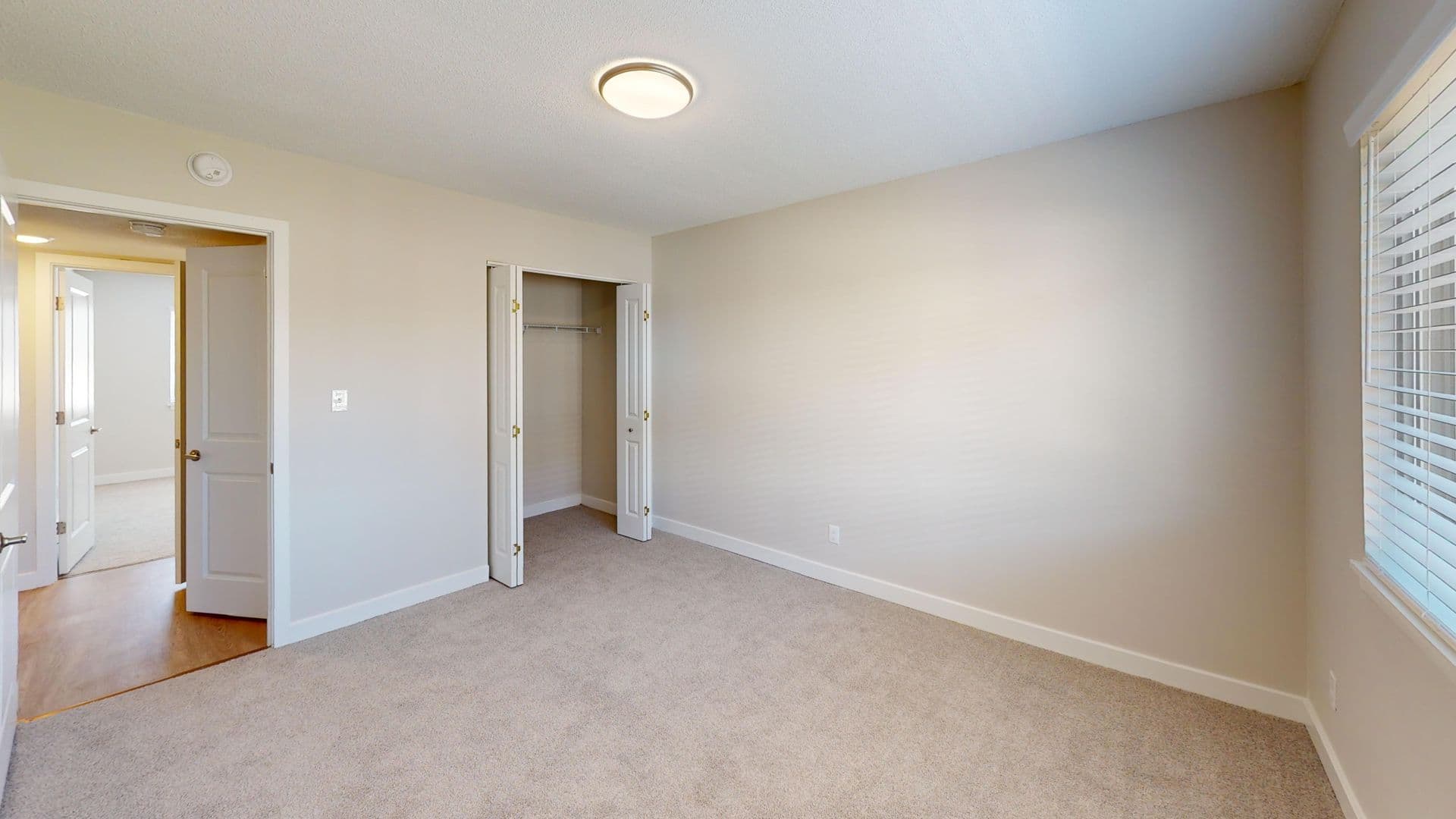 Champaign Apartment: 1515 W. Kirby Ave.