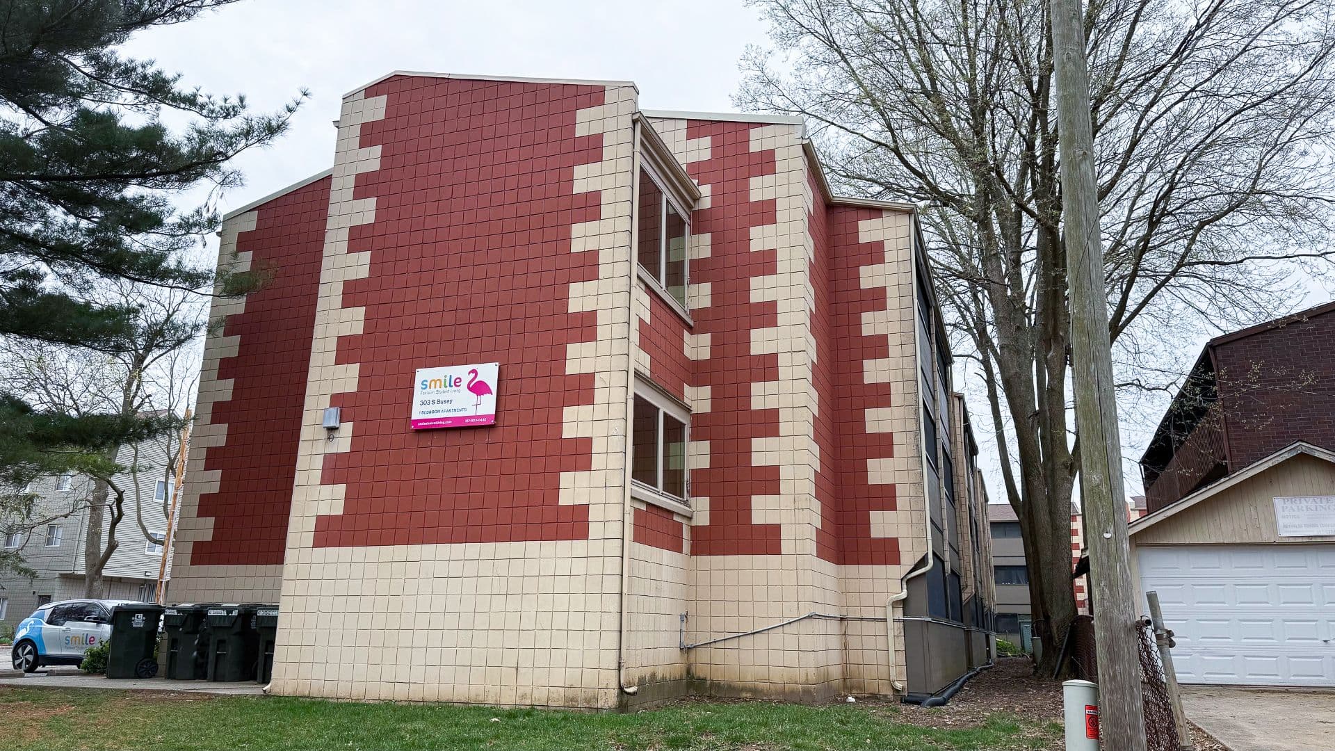 Urbana Apartment: 805 W Green Street