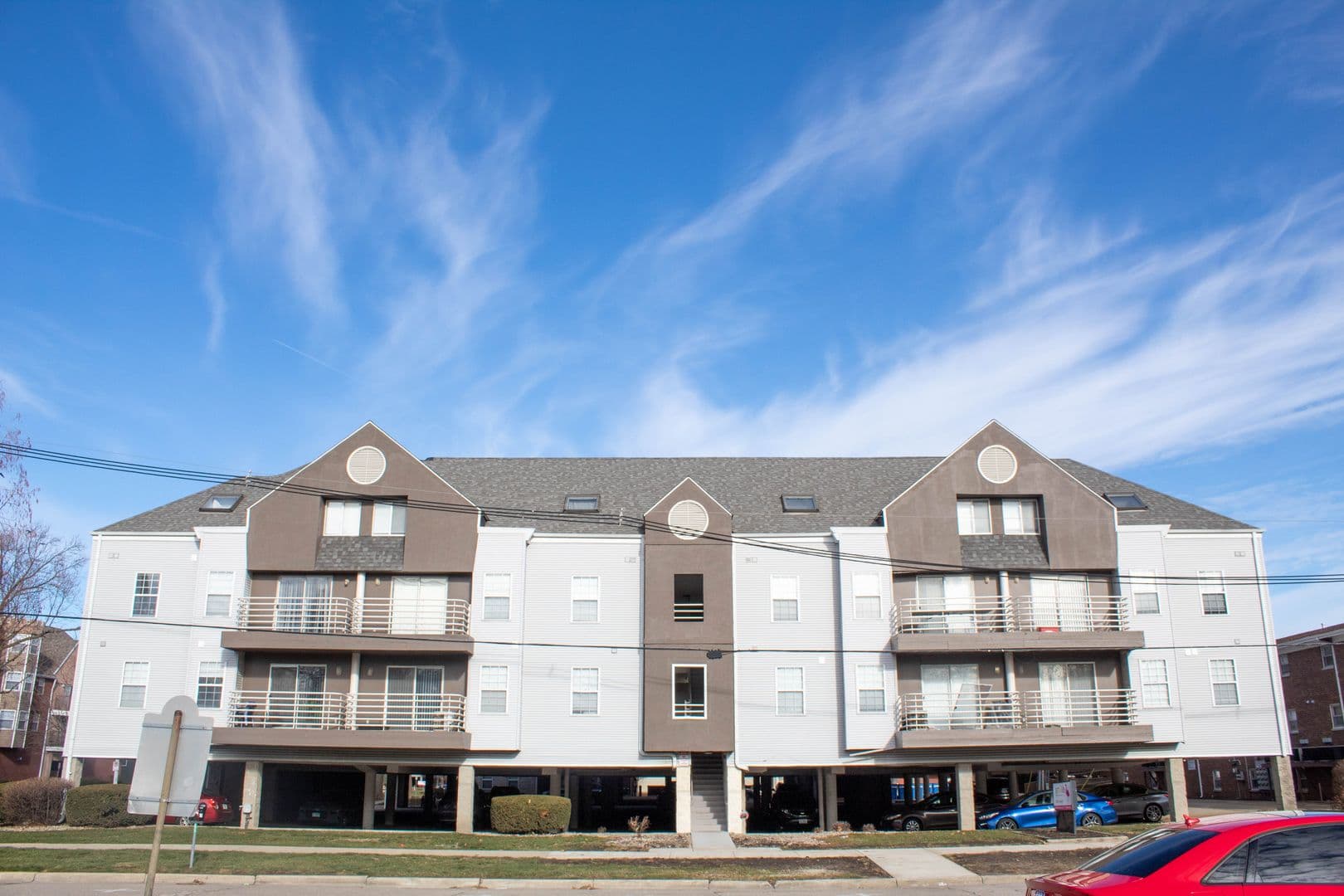 Champaign Apartment: 52 E Armory