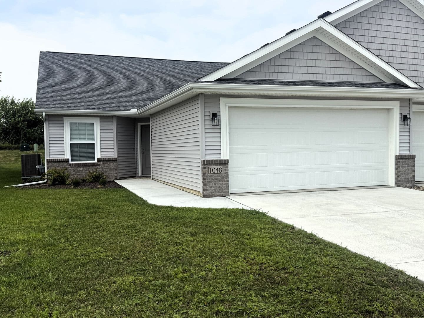 Normal Townhome: 1735 Beech Street