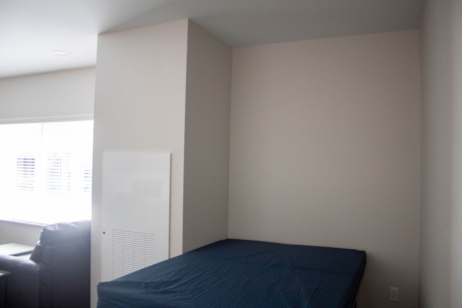 Champaign Apartment: 503 E Stoughton Street