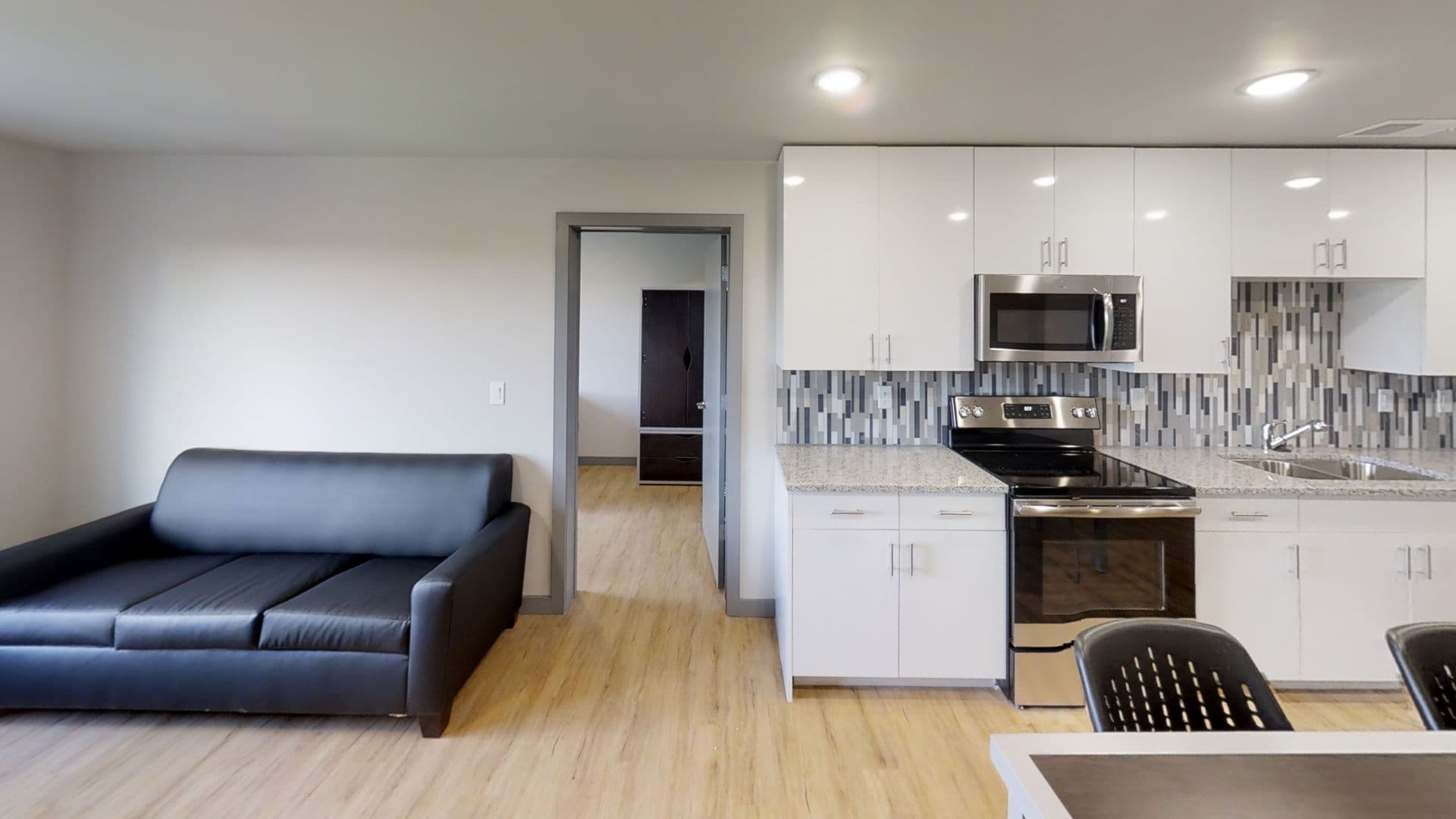 Champaign Apartment: 615 S Wright