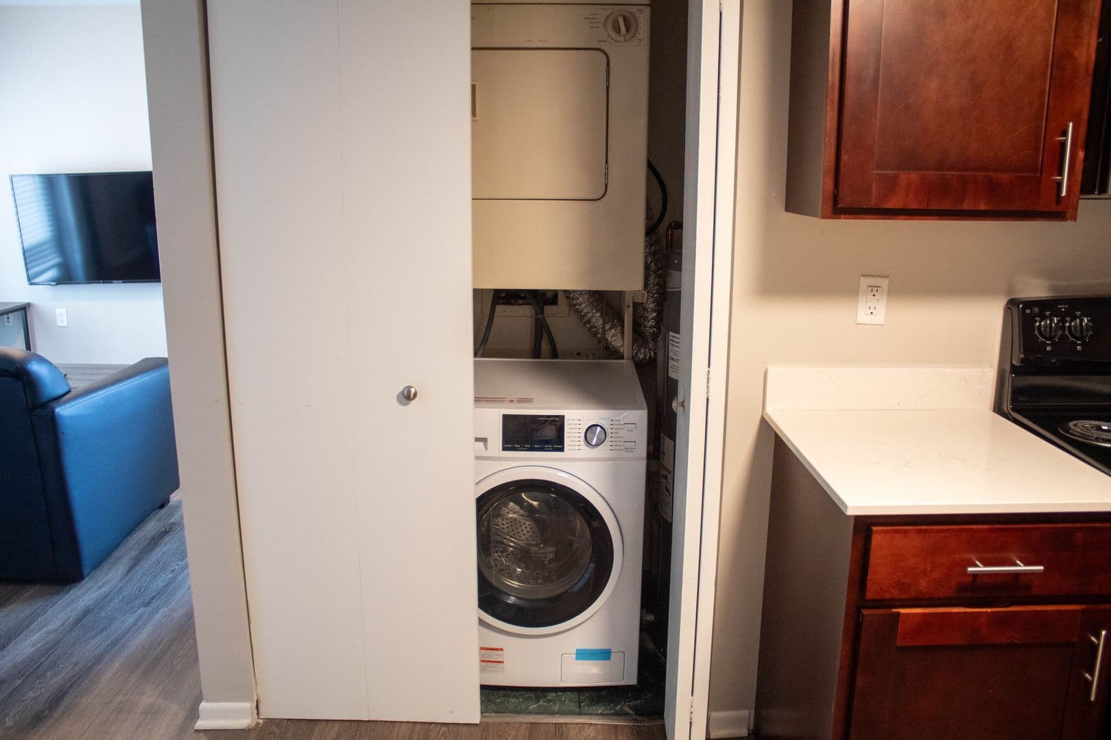 Champaign Apartment: 408 E Springfield