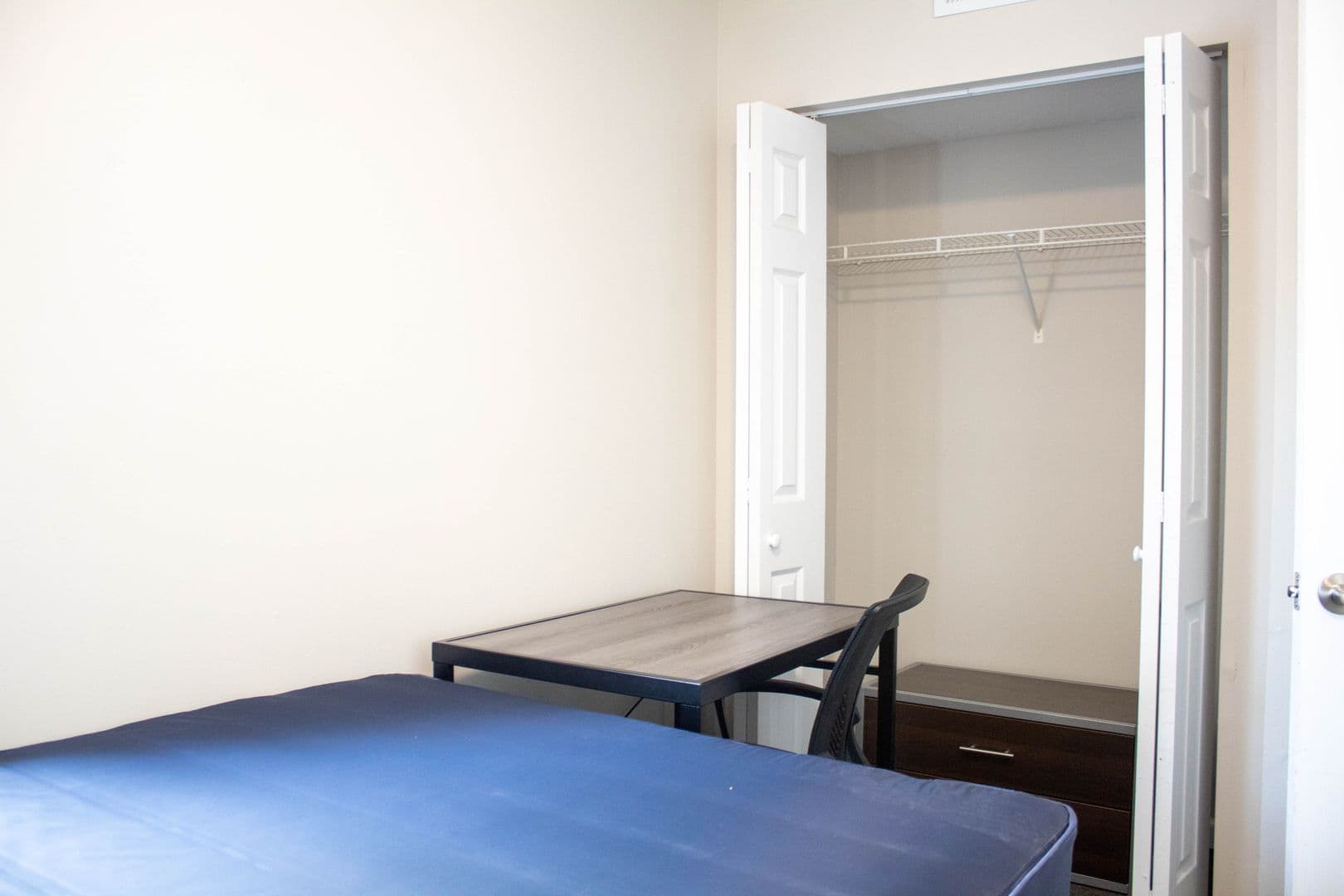 Champaign Apartment: 105 S Wright