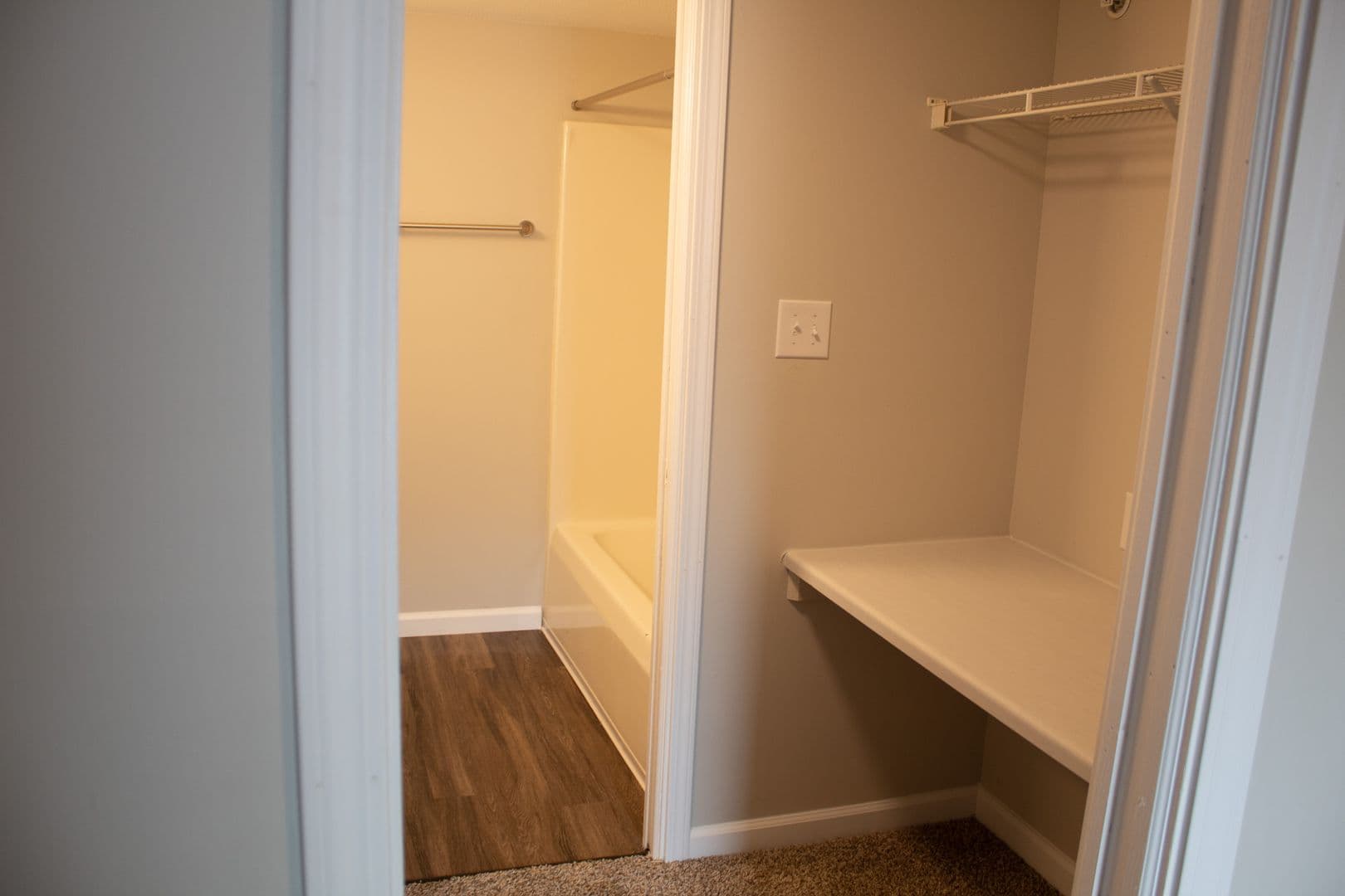Champaign Apartment: 105 S Wright
