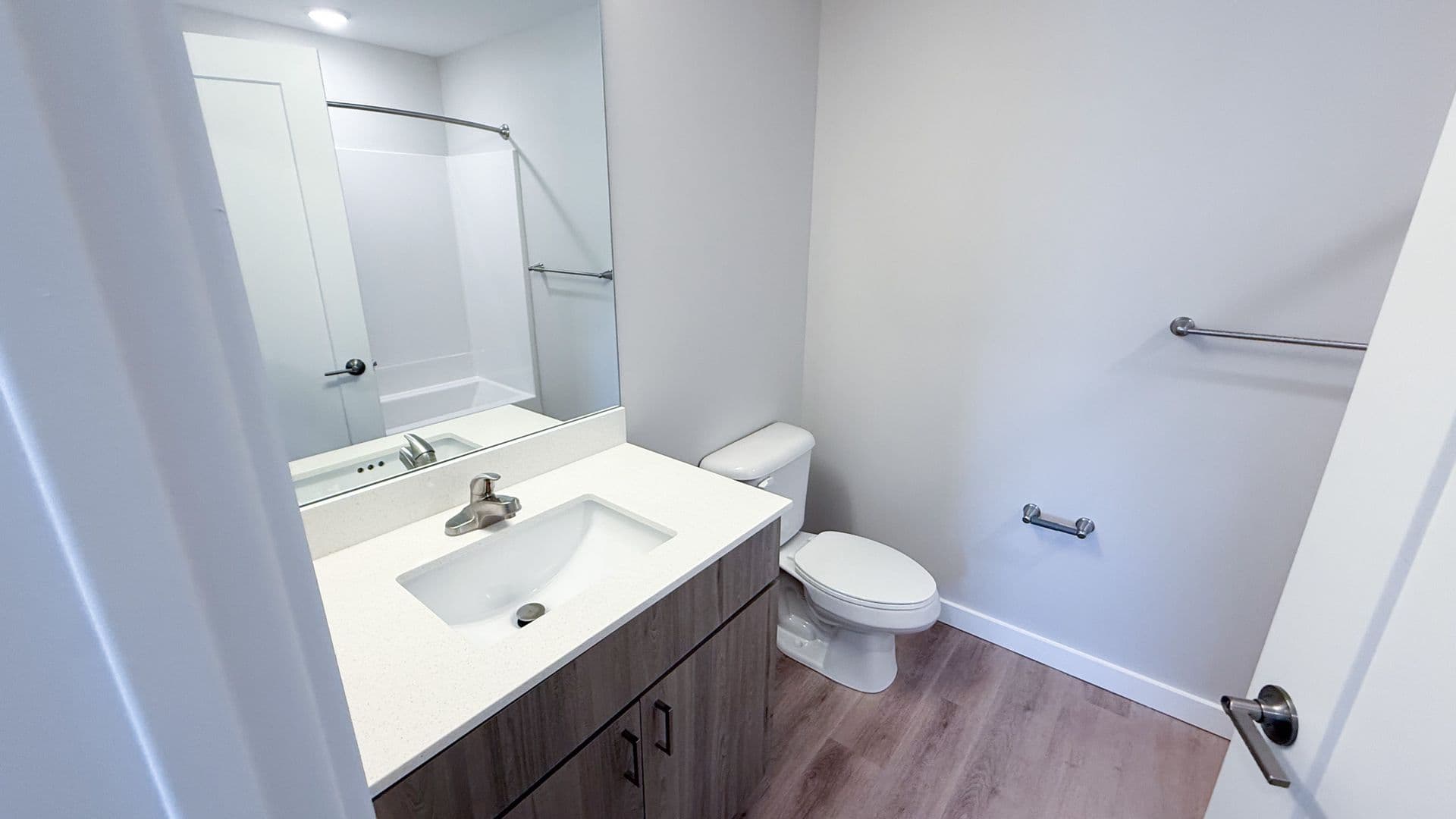 Champaign Apartment: 608 E Chalmers St