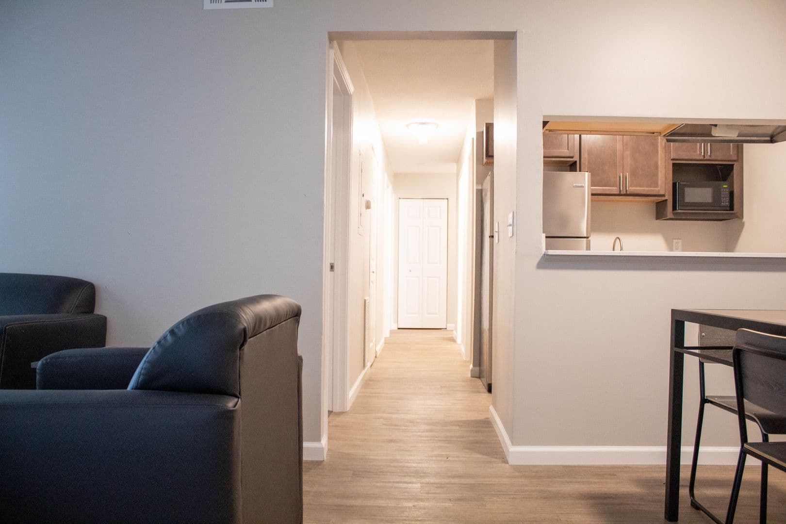 Champaign Apartment: 903 S Locust Street