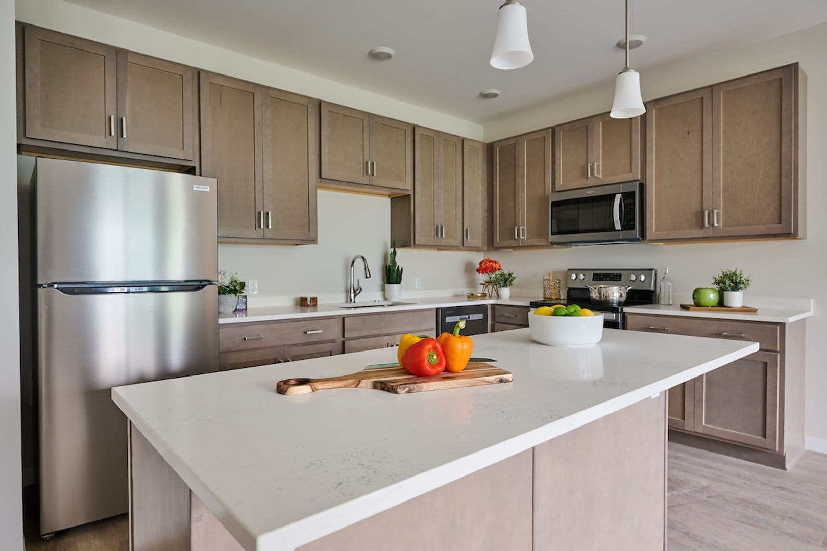 Champaign Apartment: 1915 S. Mattis
