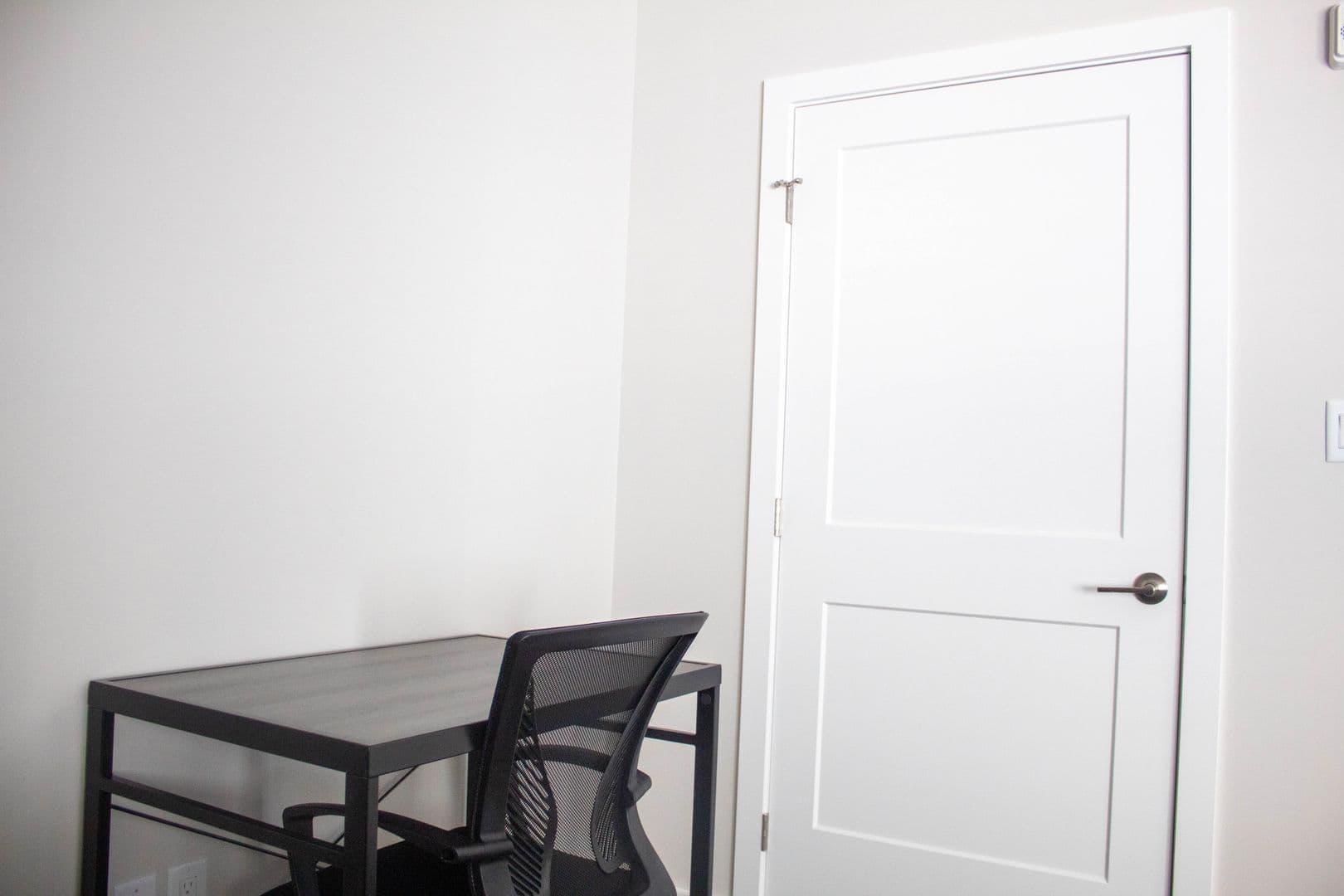Champaign Apartment: 503 E Stoughton Street