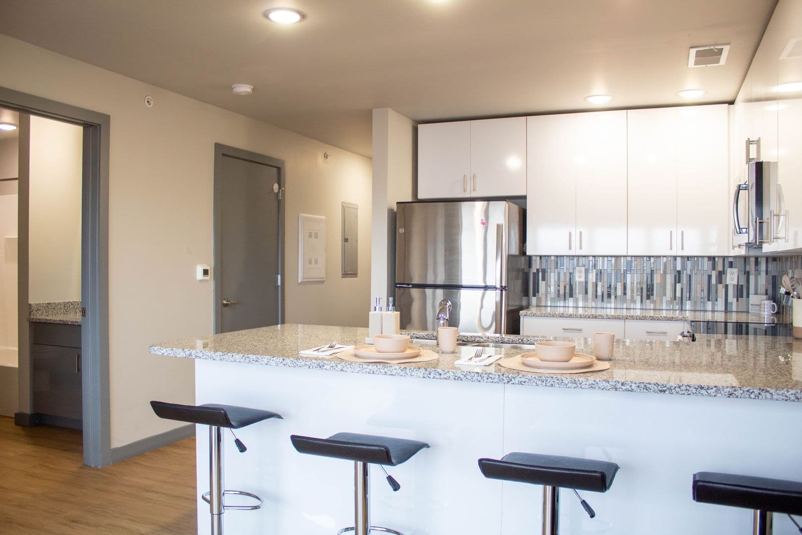 Champaign Apartment: 615 S Wright
