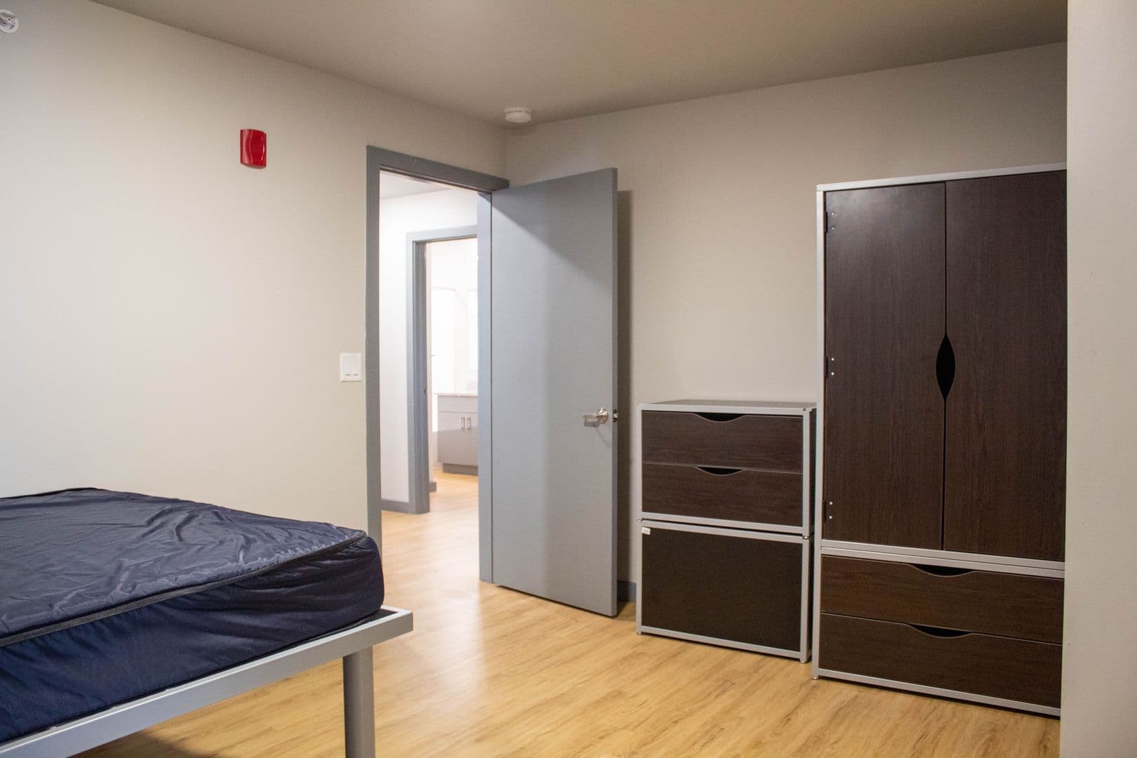 Champaign Apartment: 615 S Wright
