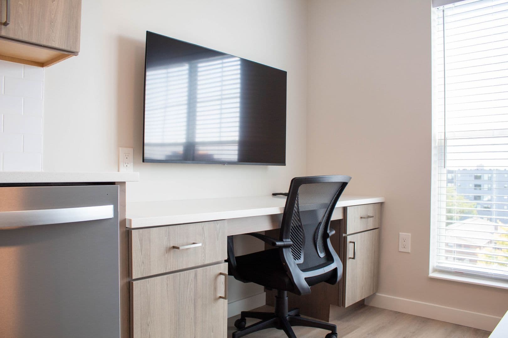 Champaign Apartment: 405 E Stoughton