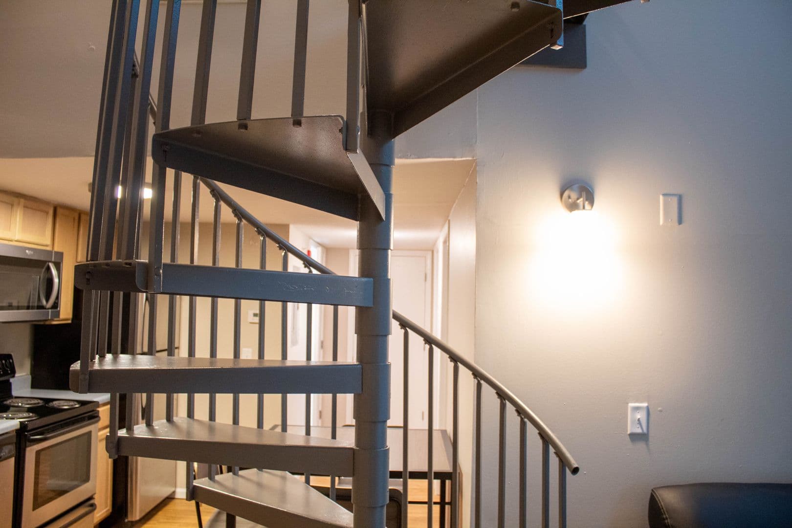 Urbana Apartment: 1010 W Stoughton
