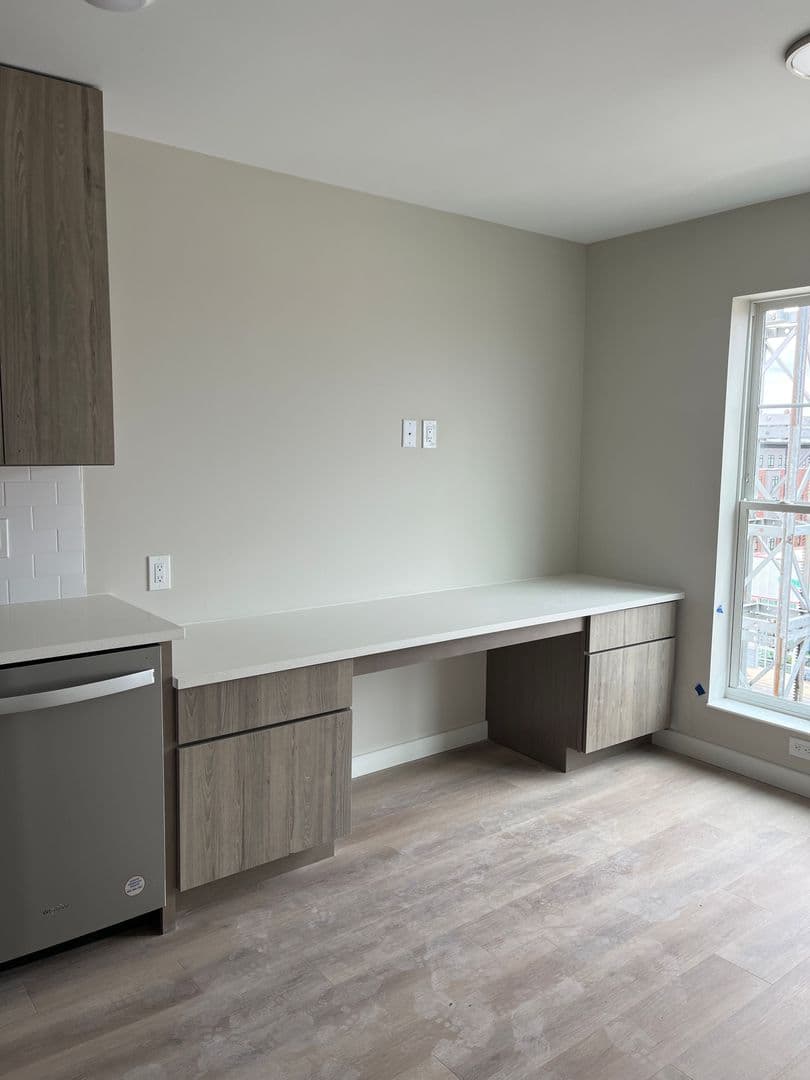Champaign Apartment: 405 E Stoughton