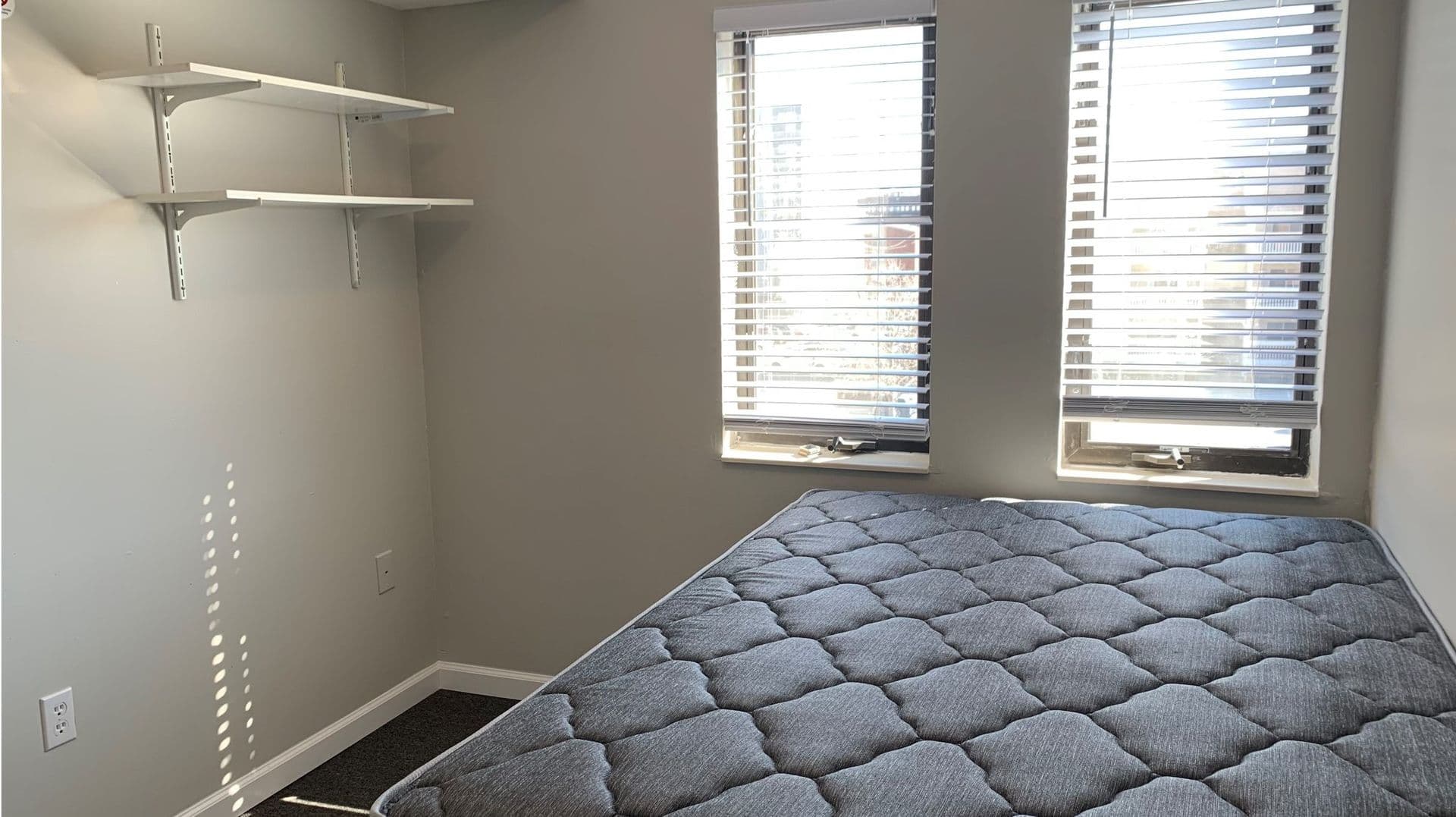 Champaign Apartment: 408 E Springfield