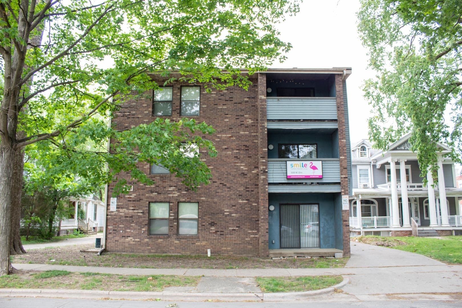Urbana Apartment: 506 W Elm