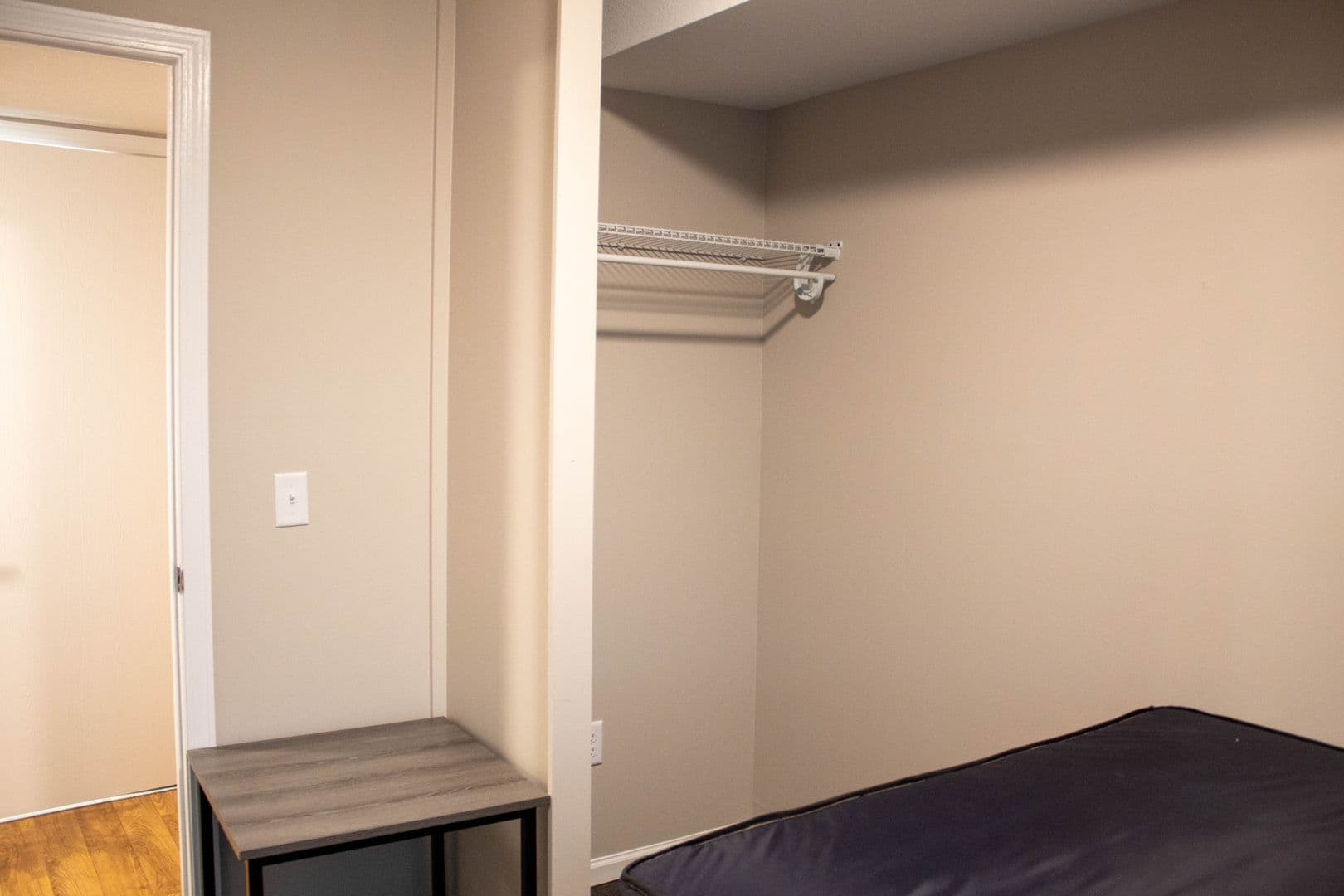 Urbana Apartment: 1010 W Stoughton