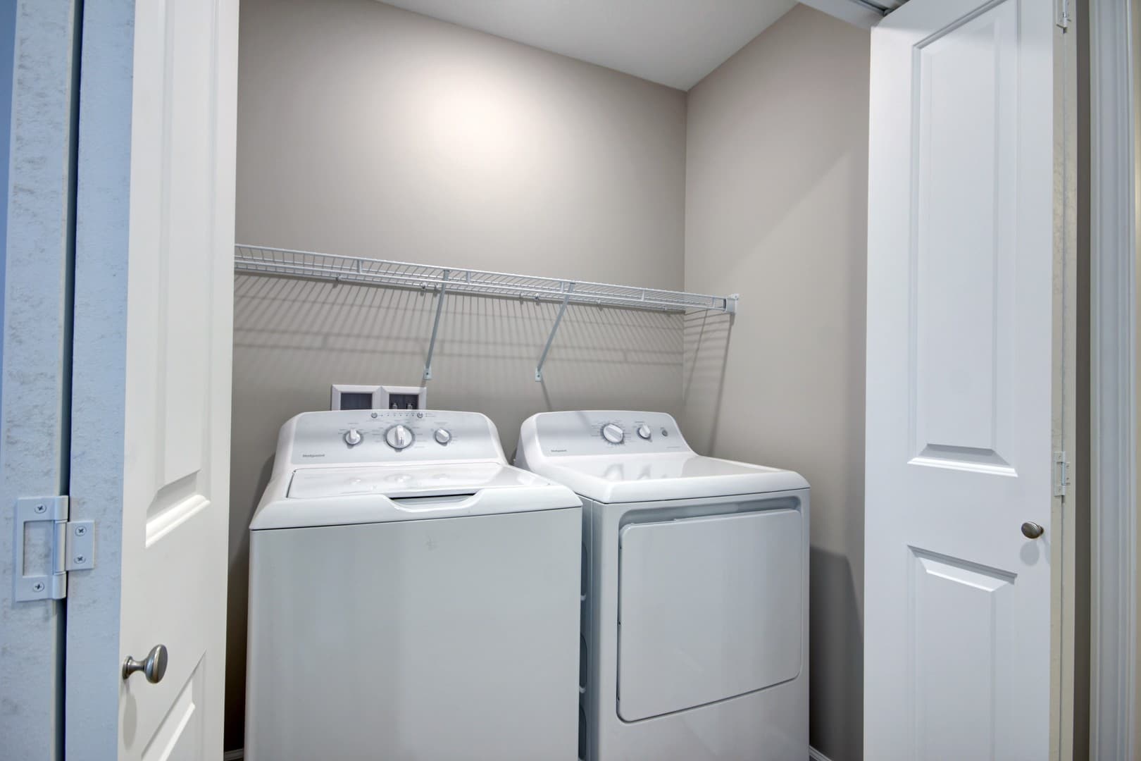 Mahomet Apartment: 1202 Churchill Rd