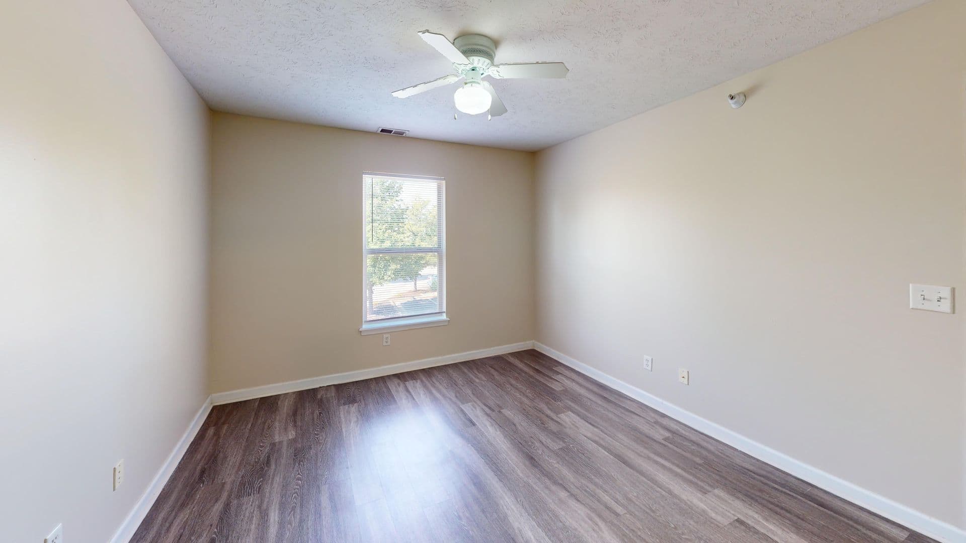 West Lafayette Apartment: 1304 Palmer Dr