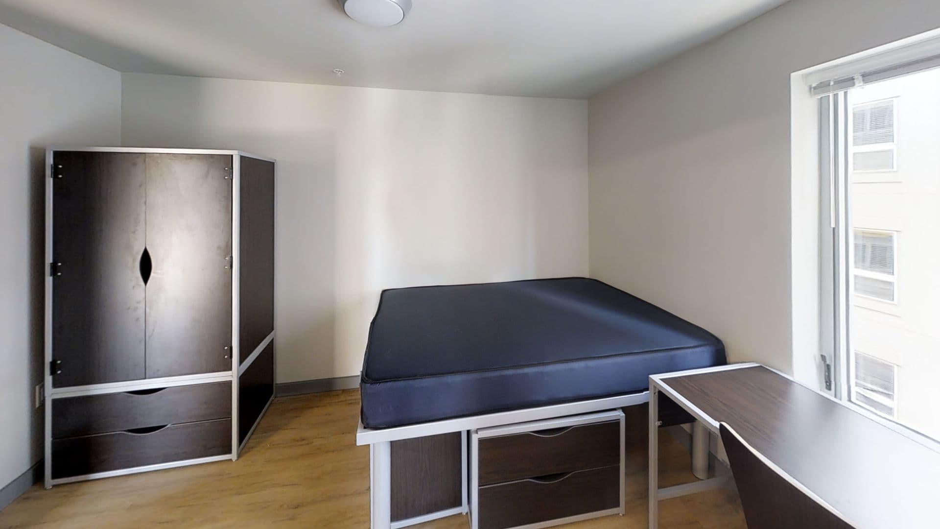 Champaign Apartment: 615 S Wright
