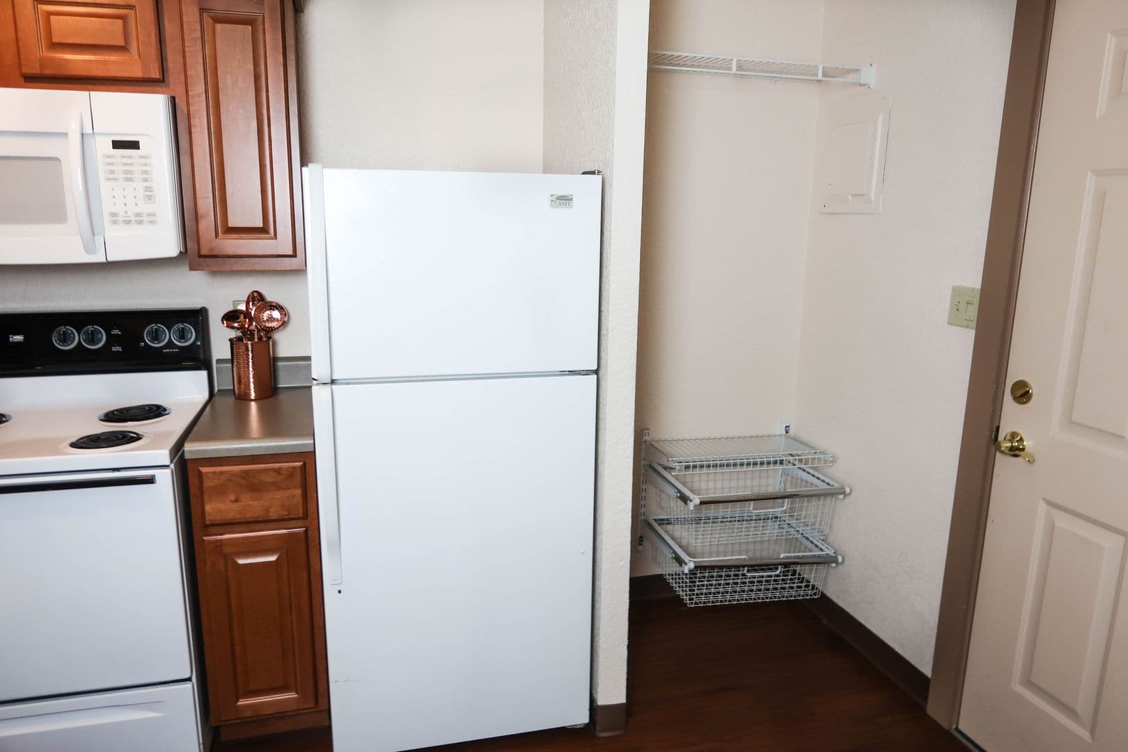 Champaign Apartment: 512 E Clark