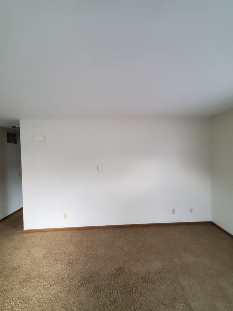Decatur Apartment: 189 W Hickory Point Road