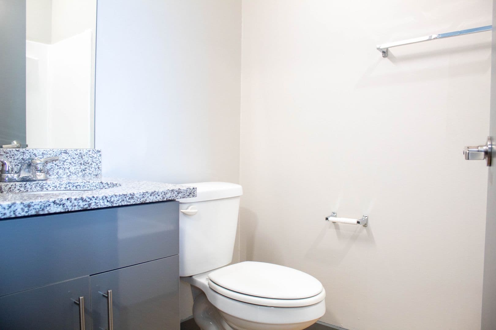 Champaign Apartment: 615 S Wright