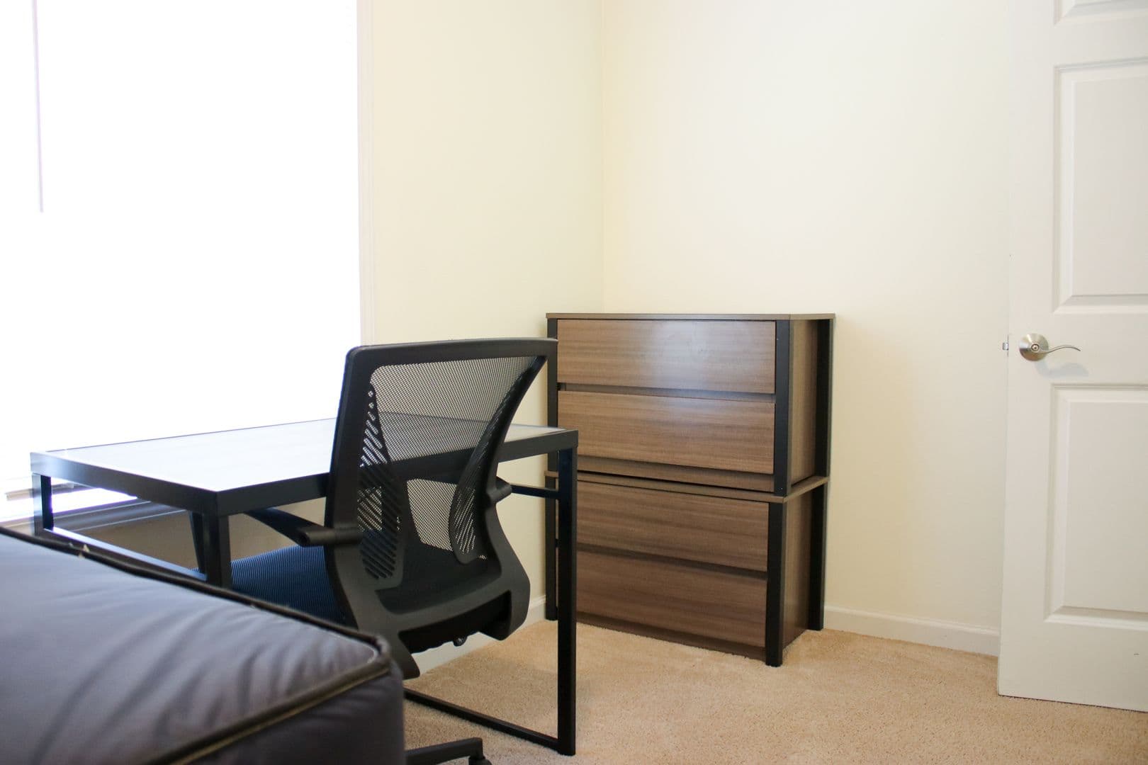 Champaign Apartment: 606 E Stoughton