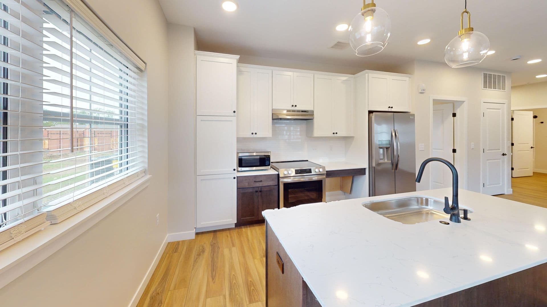 Normal Apartment: 1808 Carden Springs Circle