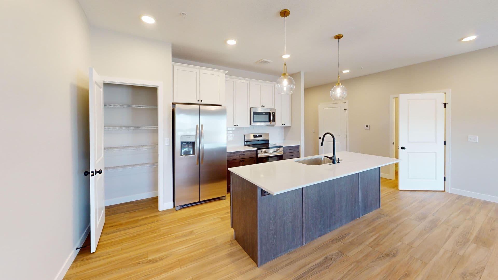 Normal Apartment: 1808 Carden Springs Circle