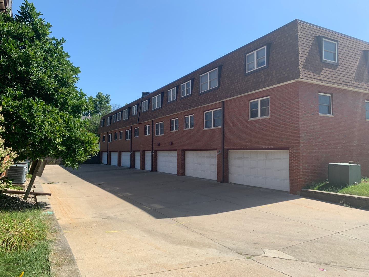 Peoria Apartment: 7107-7115 Miramar Dr