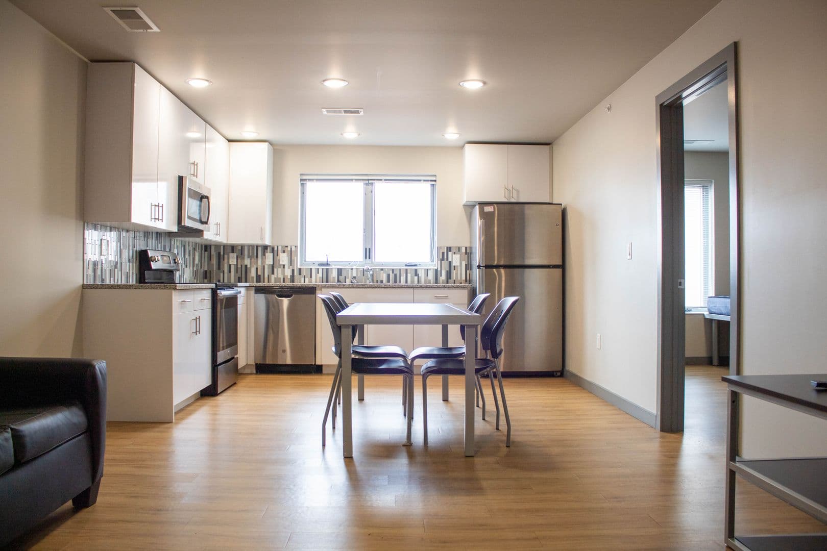 Champaign Apartment: 615 S Wright