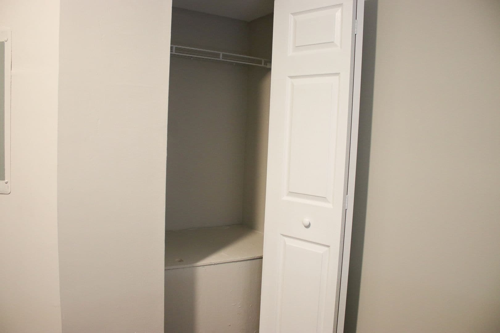 Urbana Apartment: 804 W Illinois Street