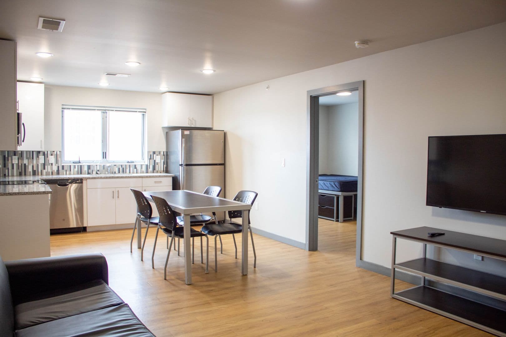 Champaign Apartment: 615 S Wright