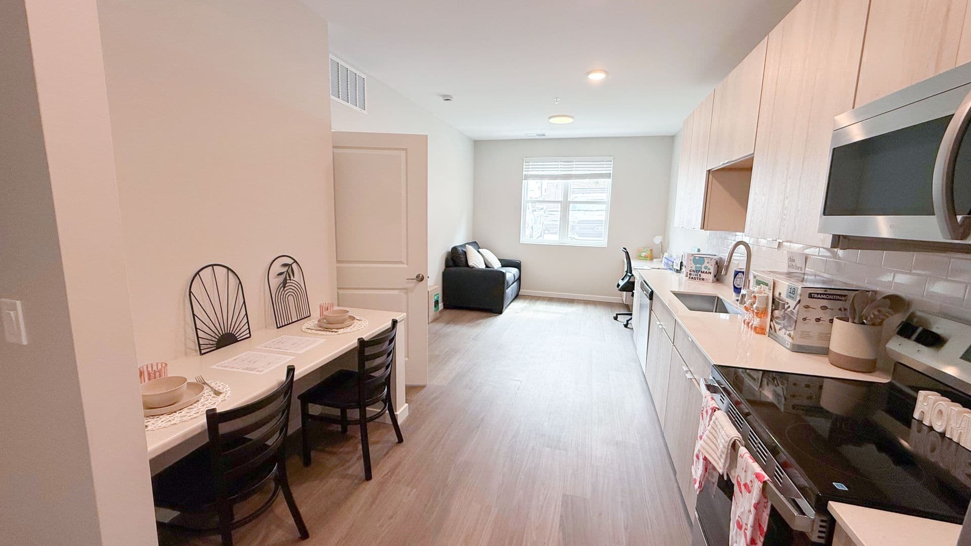 Champaign Apartment: 404 E Clark St