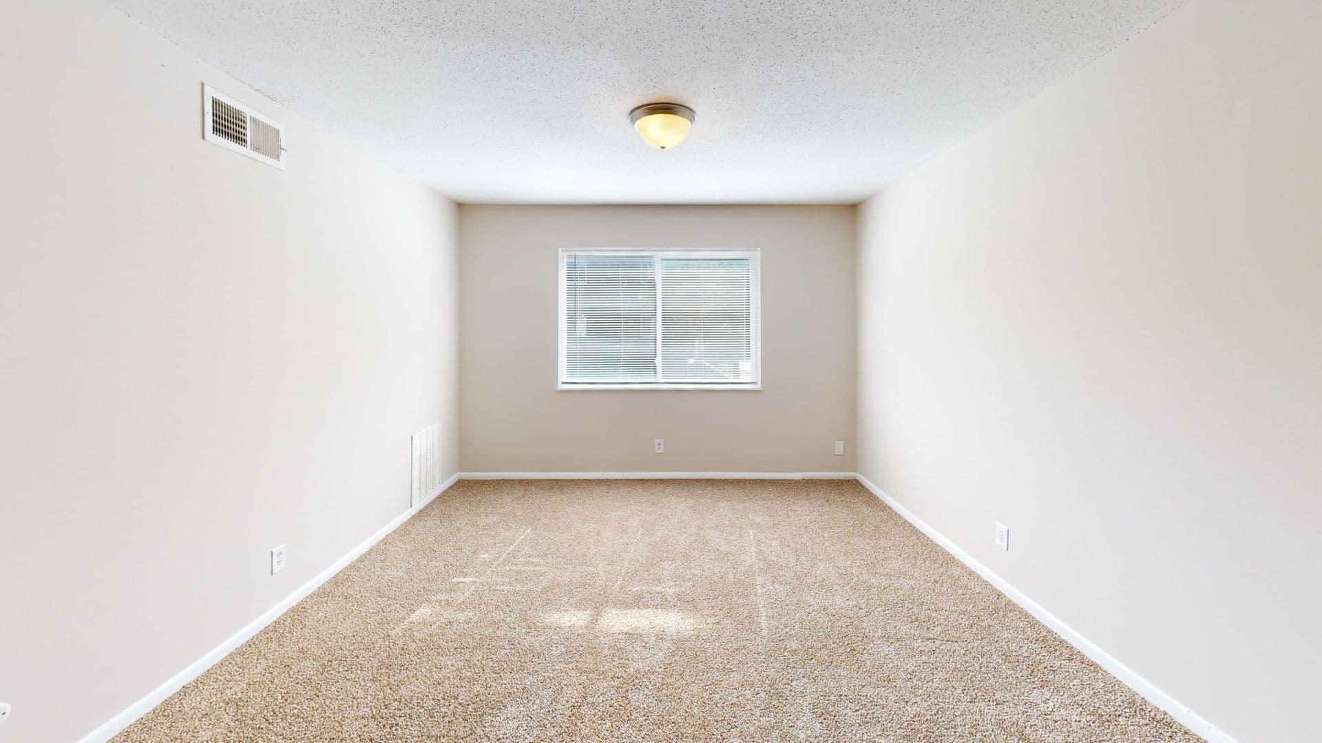 Indianapolis Apartment: 5838 W Mooresville Rd