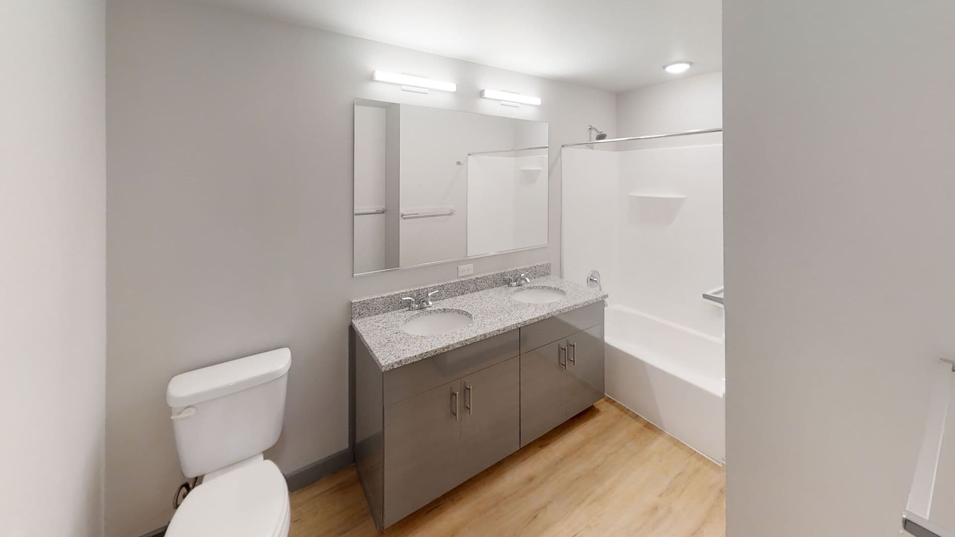 Champaign Apartment: 615 S Wright