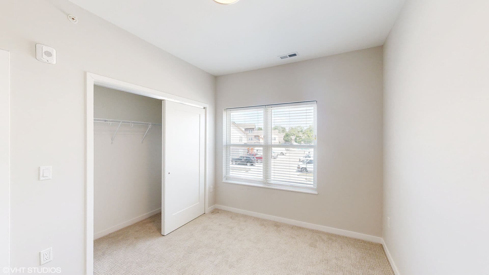Champaign Apartment: 1915 S. Mattis