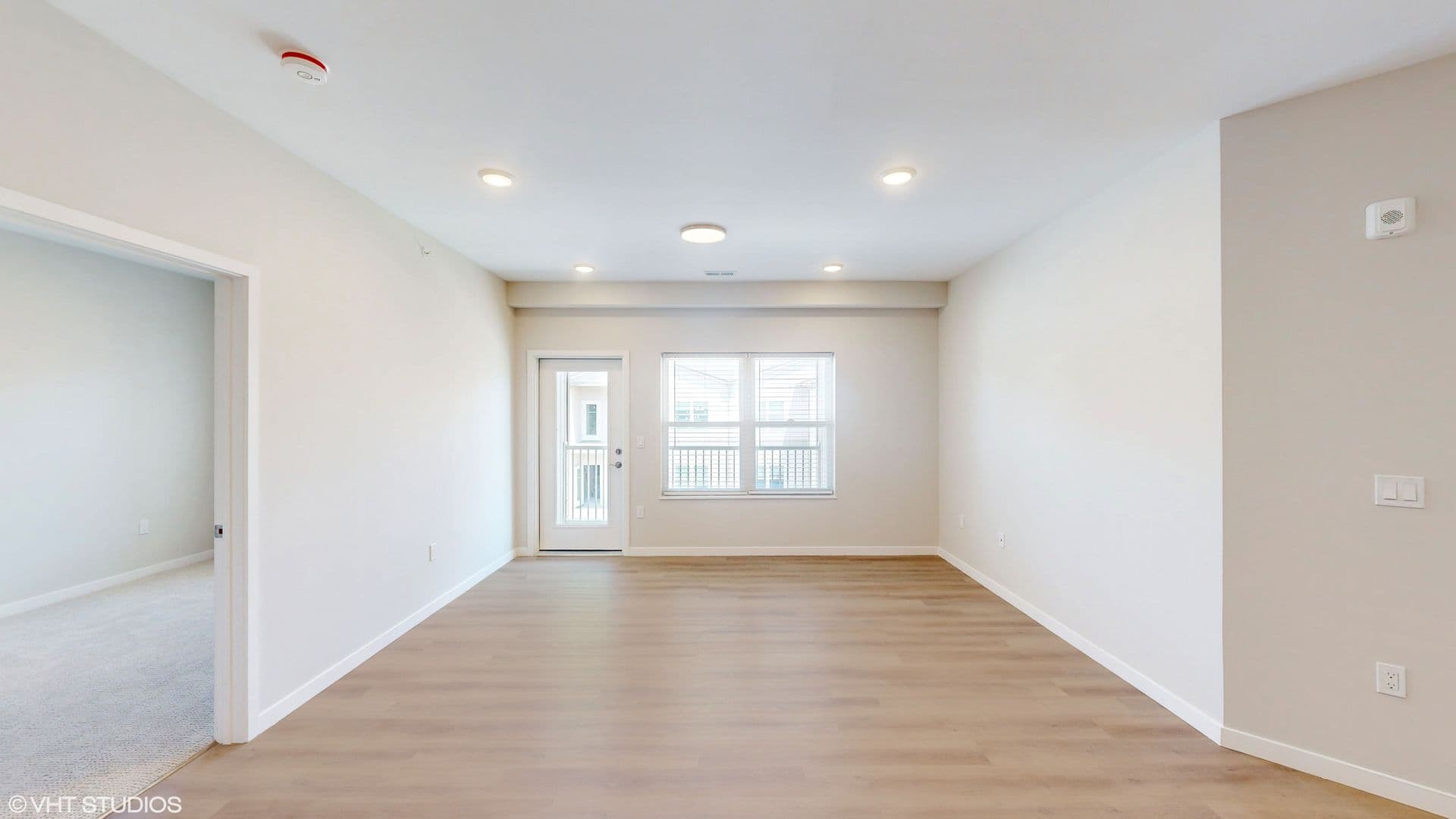 Champaign Apartment: 1915 S. Mattis