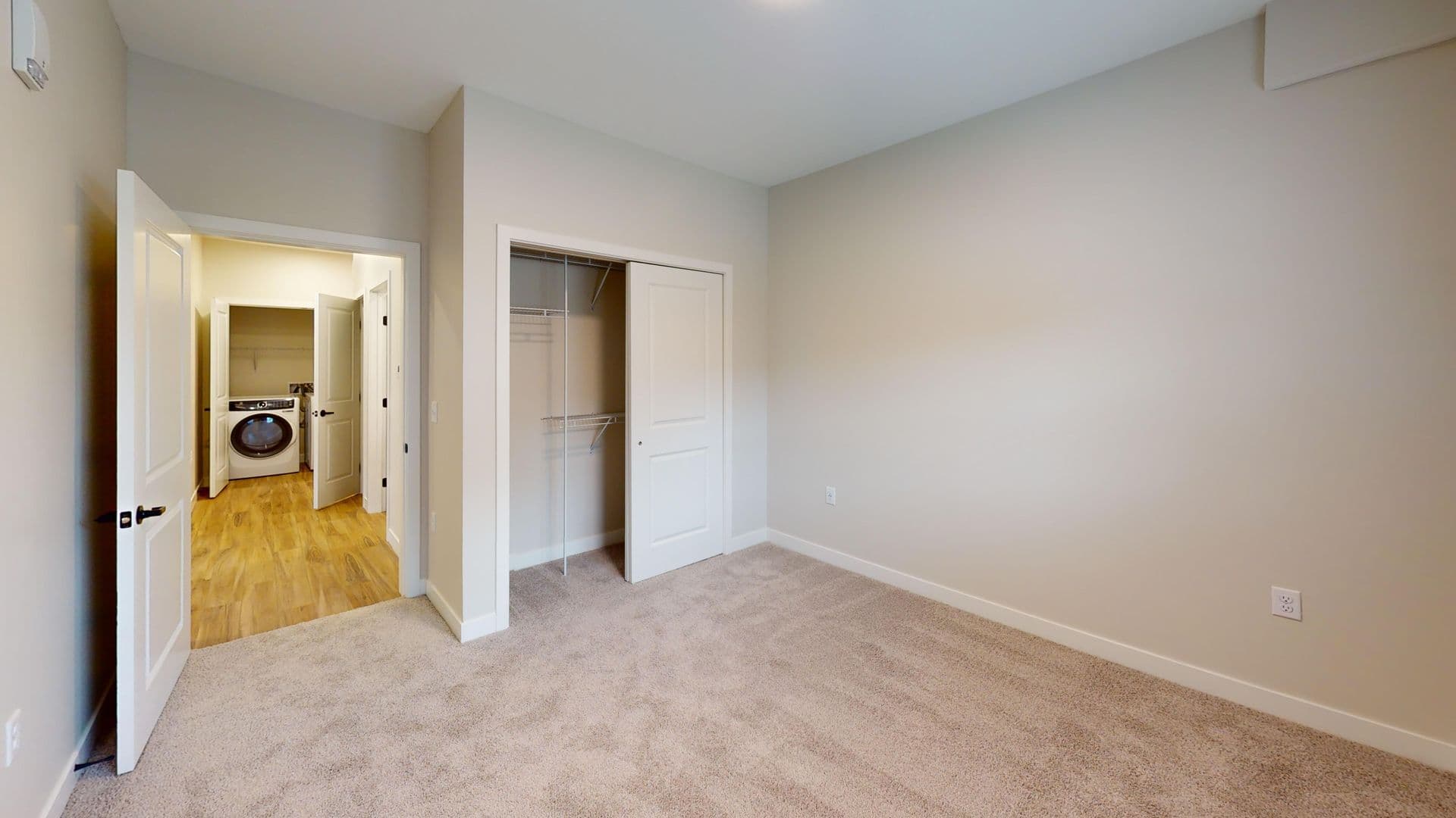 Normal Apartment: 1808 Carden Springs Circle