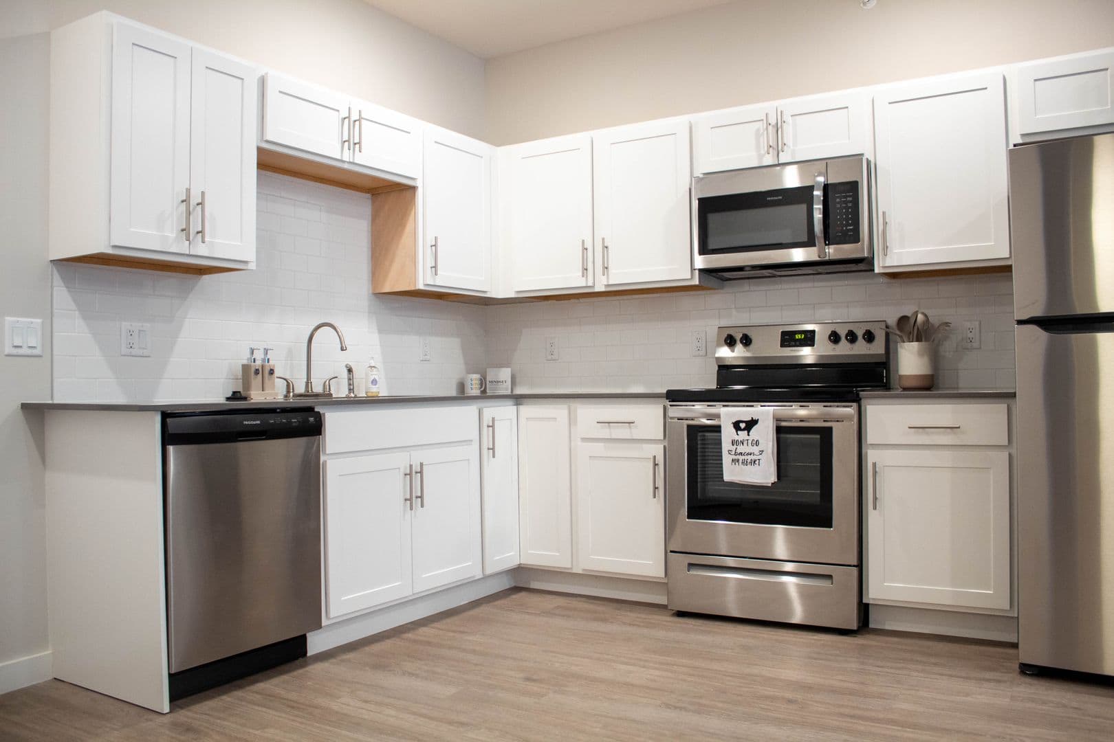 Urbana Apartment: 1009 W Stoughton