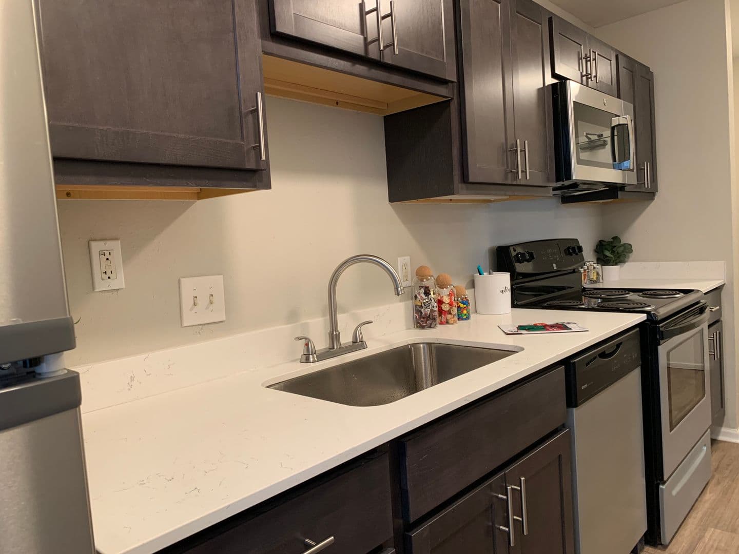 Champaign Apartment: 408 E Healey St