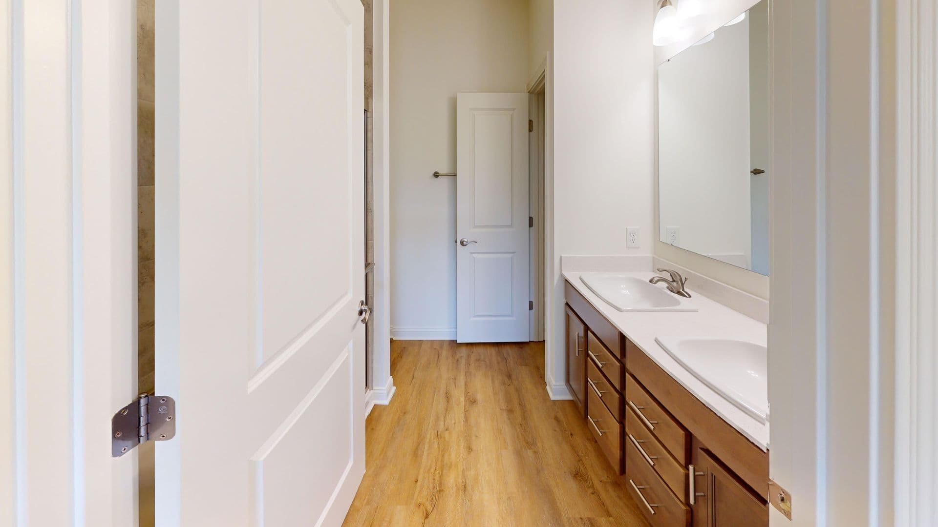 Avon Apartment: 8483 E County Rd 200 N
