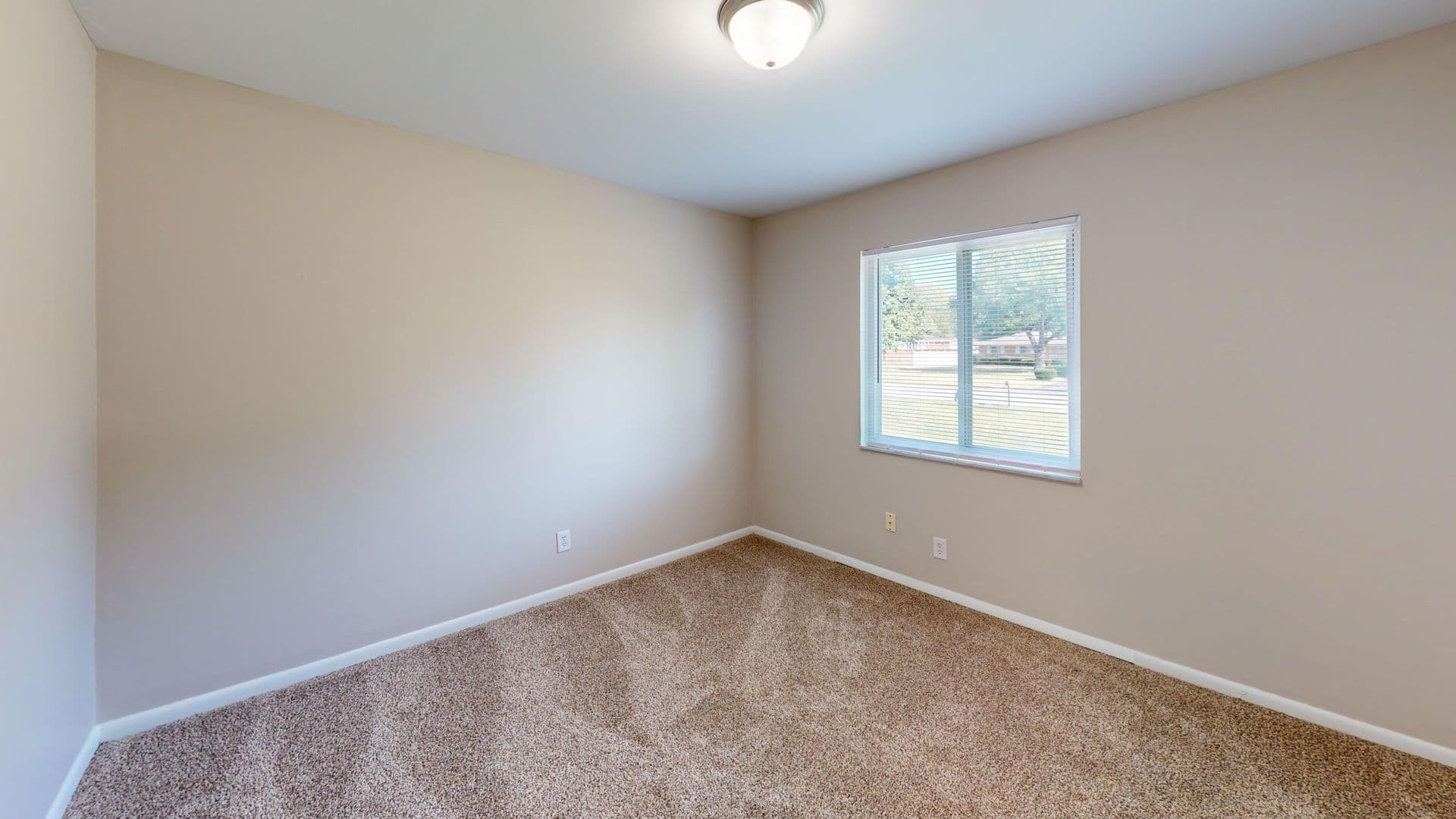 Indianapolis Apartment: 5838 W Mooresville Rd